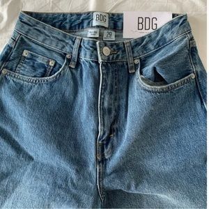 Urban Outfitters High-Rise Baggy Jeans 28